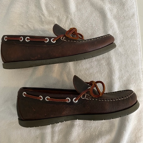 L.L. Bean women’s boat shoes/camp moccasins. Size 9 - Picture 3 of 5